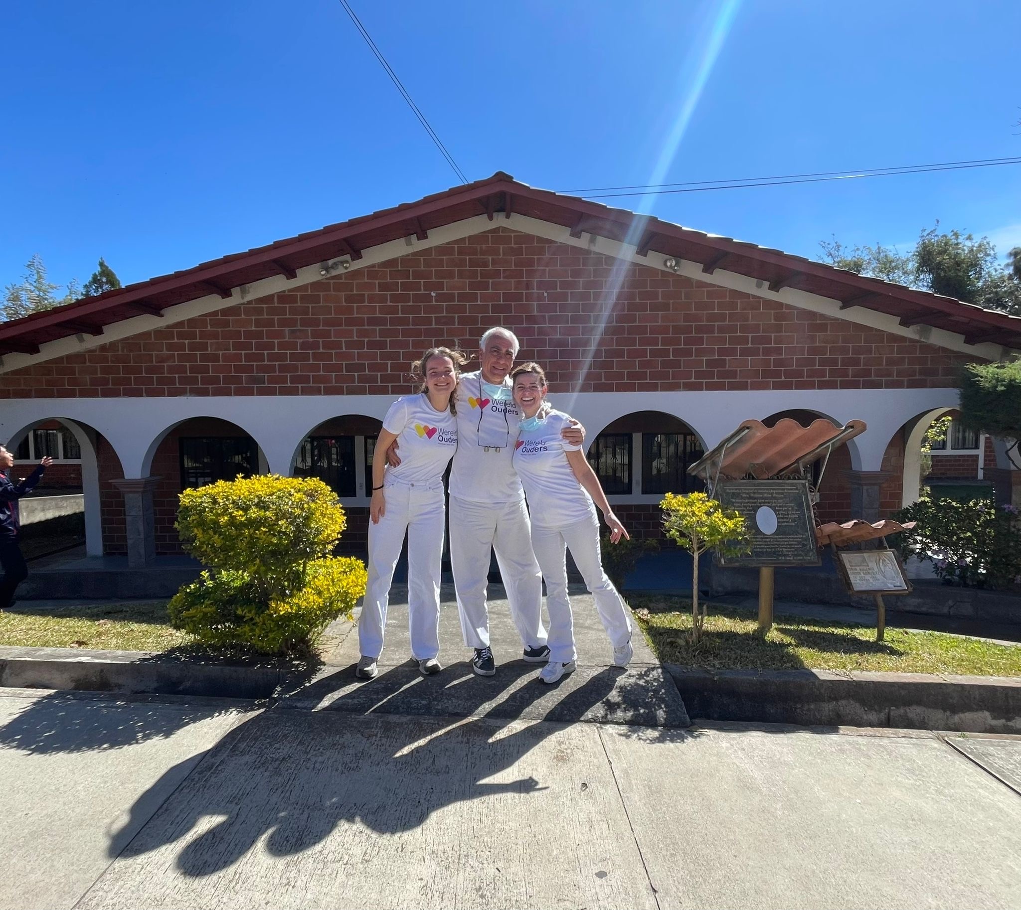 Tandartsenteam 5e jaar op rij in Latijns-Amerika